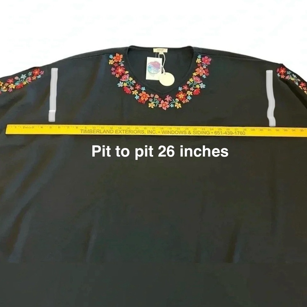 ODDI Women’s Poncho Size 2XL Black Embroidered Floral Details to V-Neck & Sleeve - Picture 11 of 12